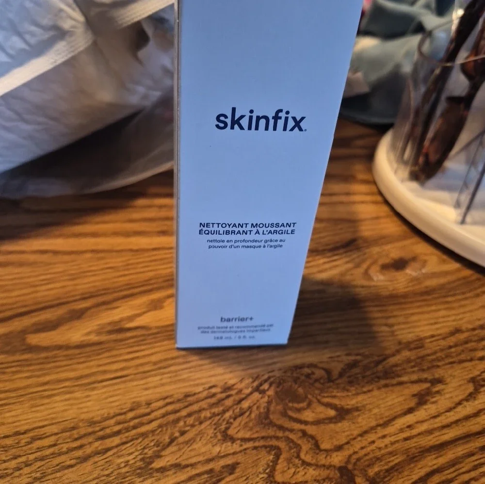 Skinfix Balancing Soft-Foam Clay Cleanser — SkinFix Nwt